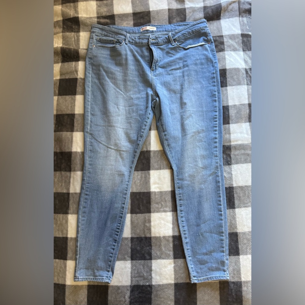 Signature by Levi Strauss Mid-Rise Skinny Jeans in Light Blue